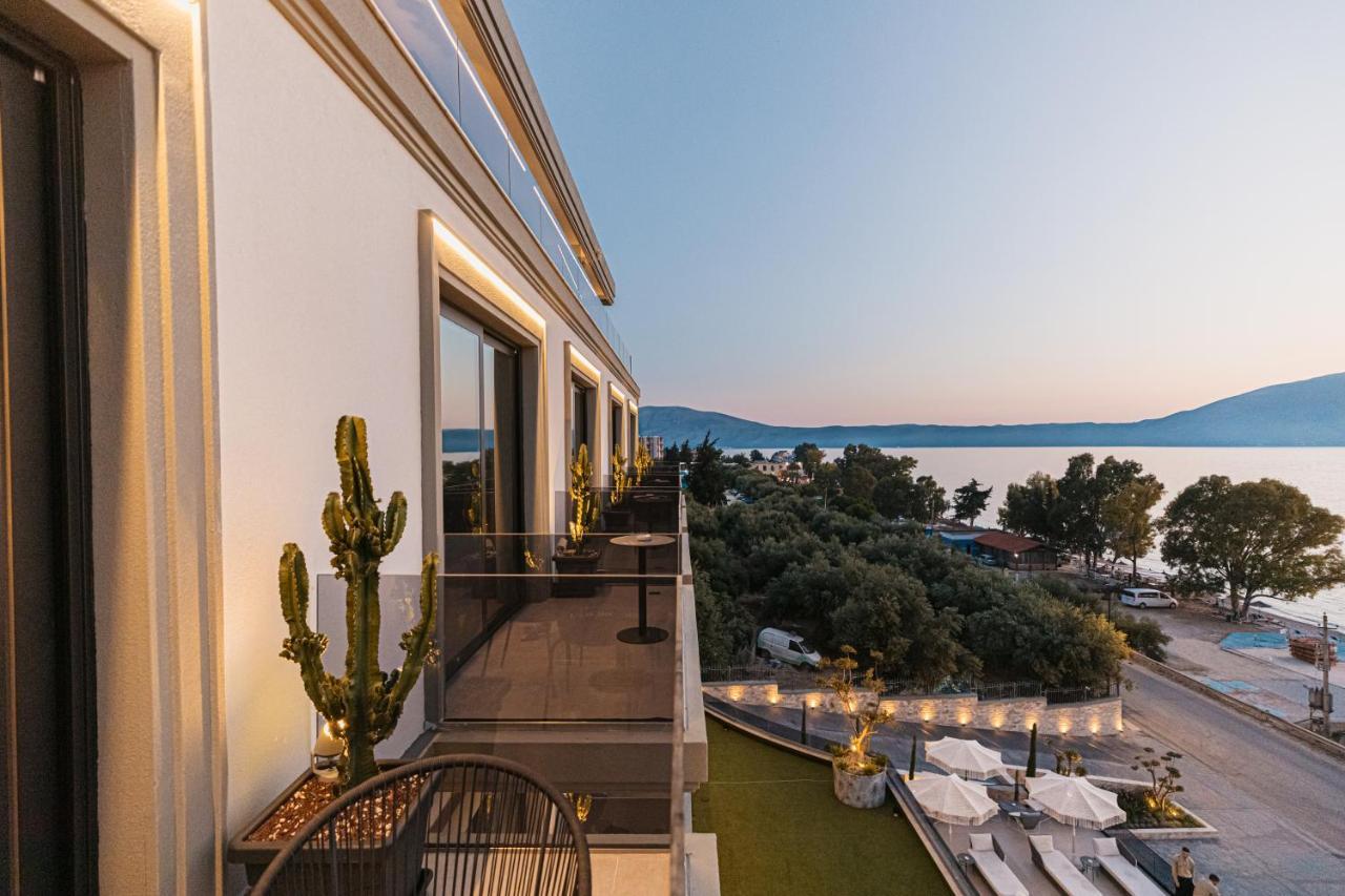 Mazarine Hotel, Vlore, Albania Radhime Ngoại thất bức ảnh