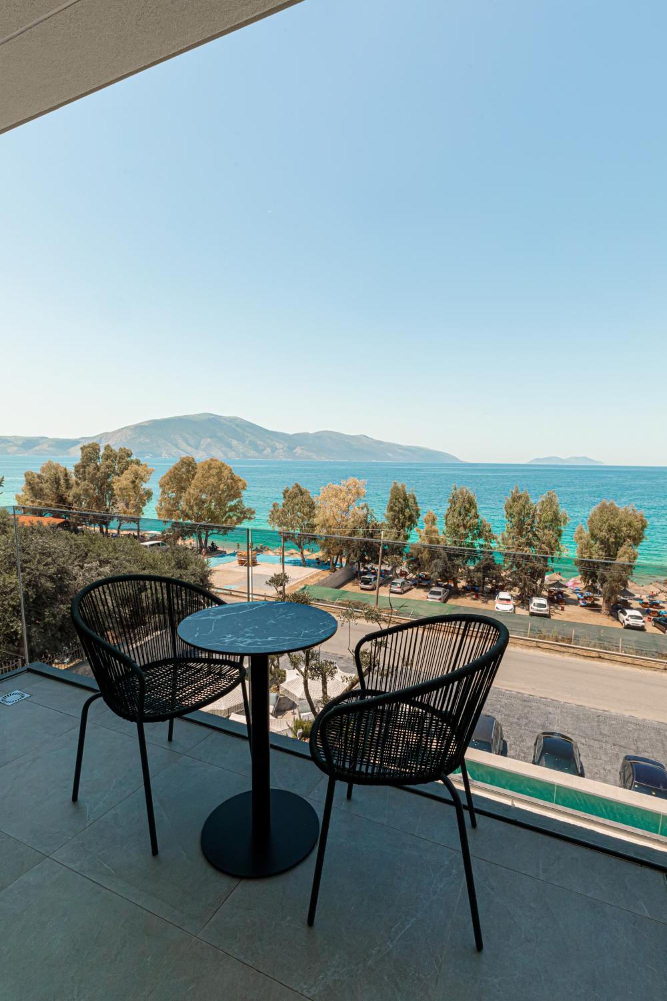 Mazarine Hotel, Vlore, Albania Radhime Ngoại thất bức ảnh